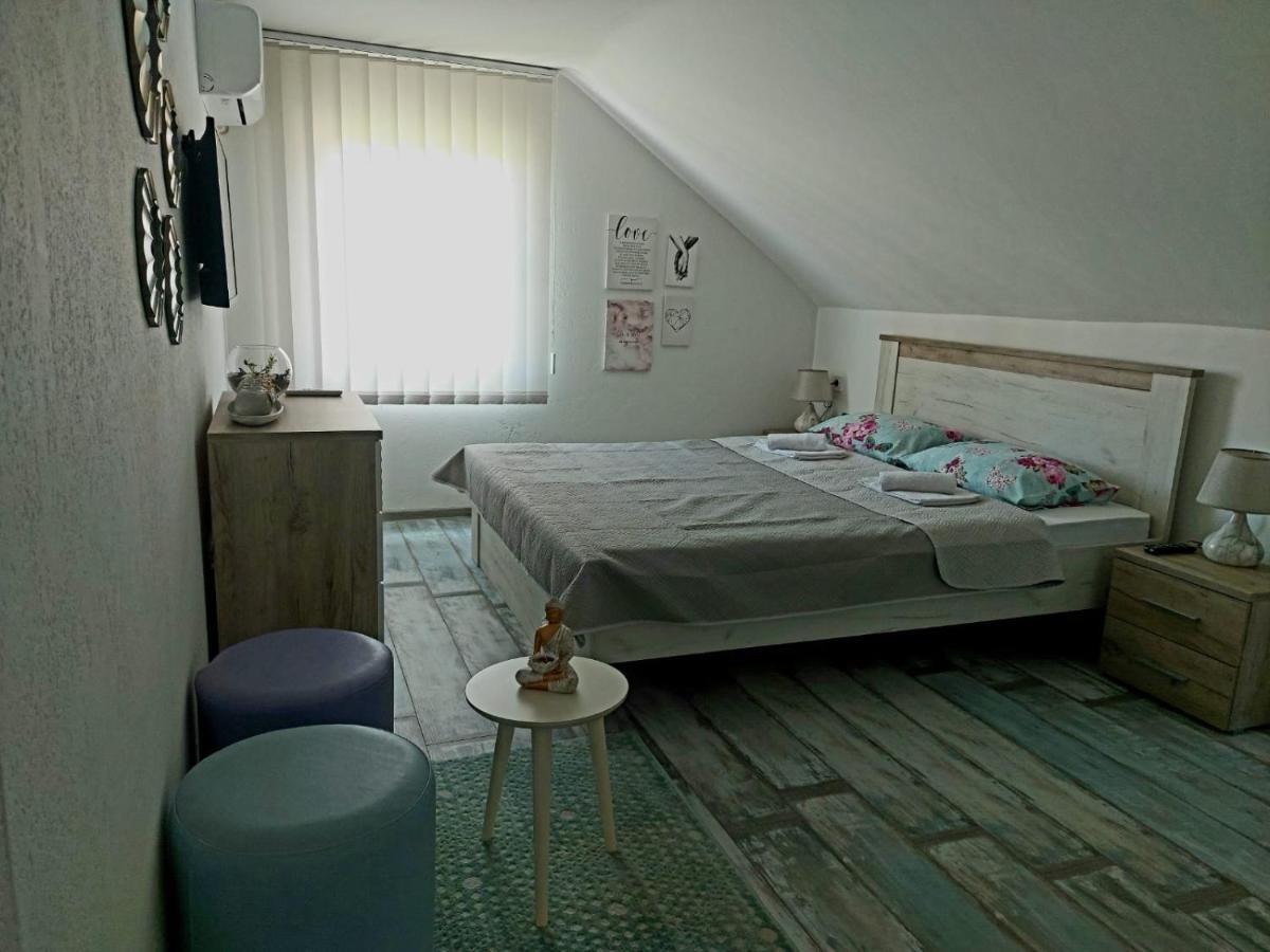 Lucic Guesthouse Cetinje Exterior photo