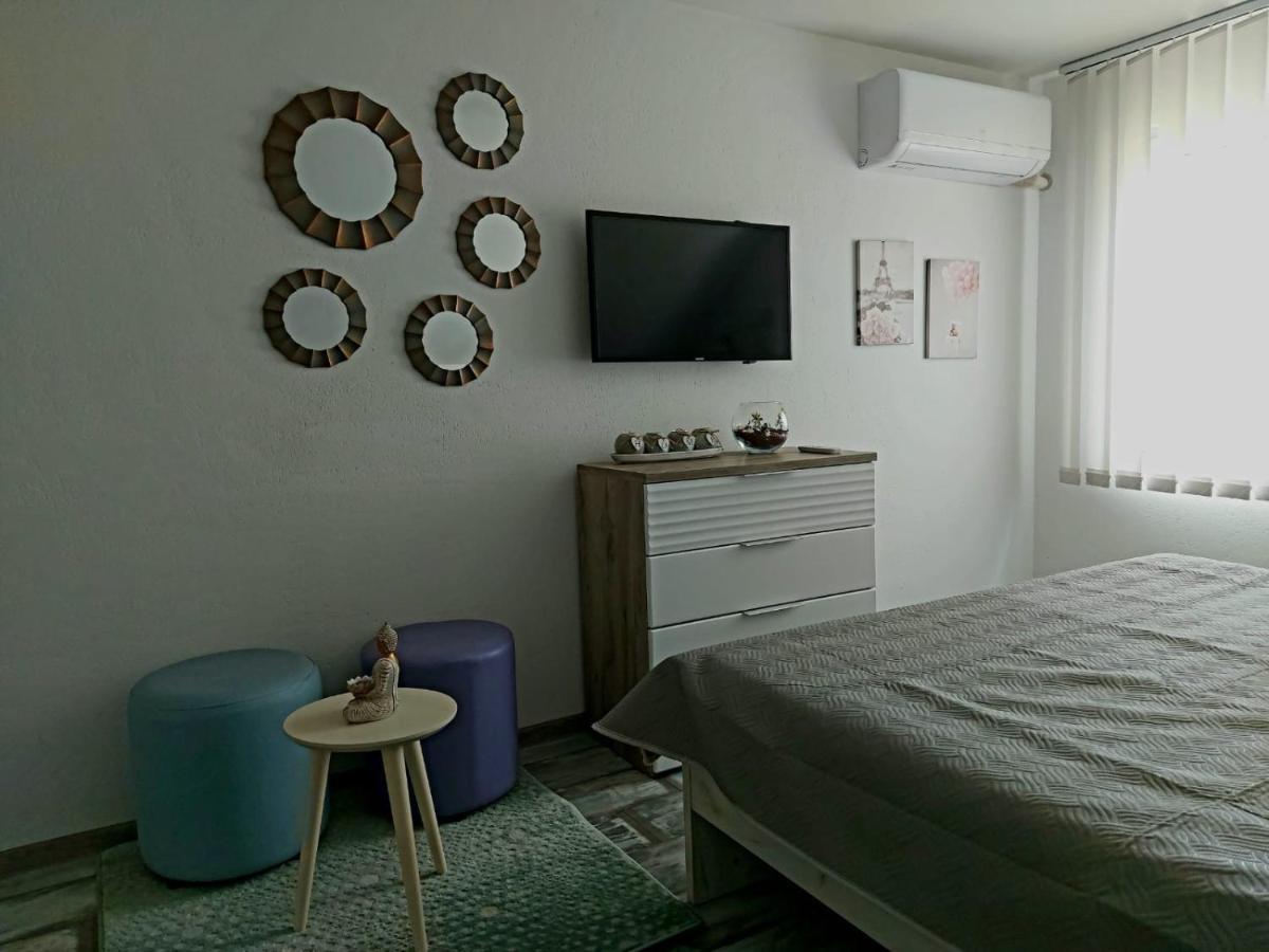 Lucic Guesthouse Cetinje Exterior photo